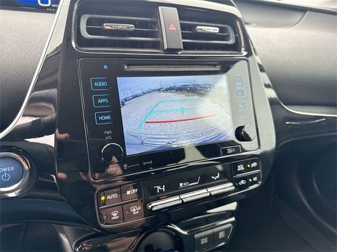 Used 2017 Toyota Prius Four image 27