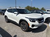 Used 2023 Kia Seltos S image 3