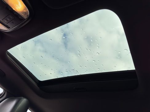 Used 2016 Dodge Durango R/T w/ Blacktop Package image 11