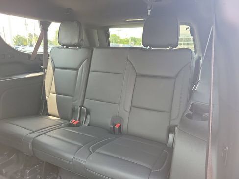 Used 2023 GMC Yukon XL Denali w/ Denali Reserve Package AWD/4WD image 13
