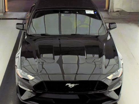 Used 2022 Ford Mustang GT Premium RWD image 4