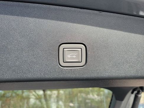 New 2026 Cadillac Optiq Sport 2 w/ LPO, Floor Liner Package AWD/4WD image 27