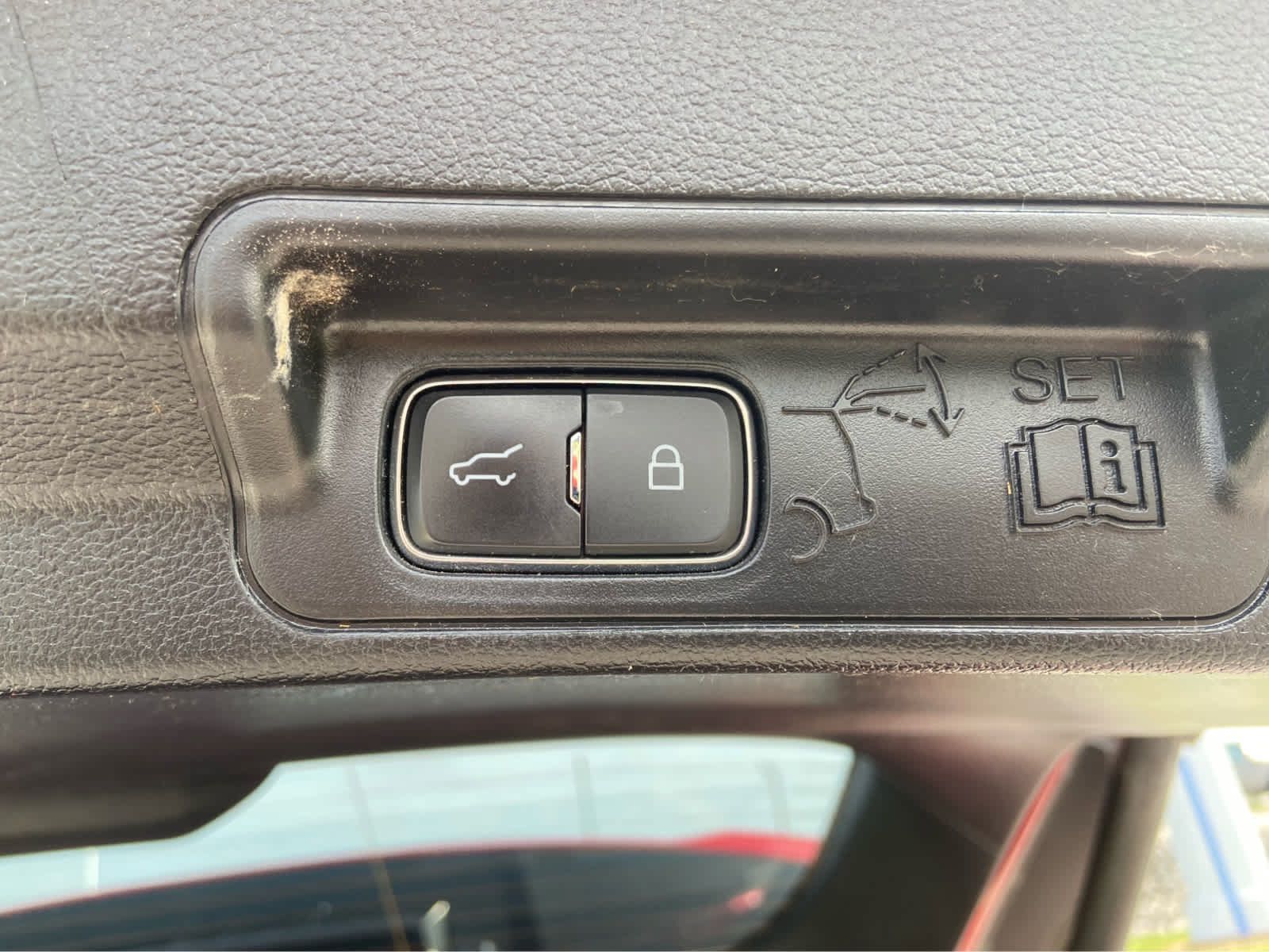 Used 2022 Ford Explorer ST-Line AWD/4WD image 10