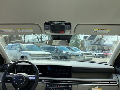 New 2026 Hyundai Tucson SE image 32