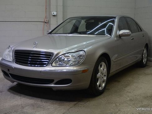 Used 2004 Mercedes-Benz S 500 4MATIC image 2