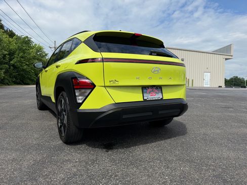 Used 2024 Hyundai Kona SEL w/ Convenience Package FWD image 13