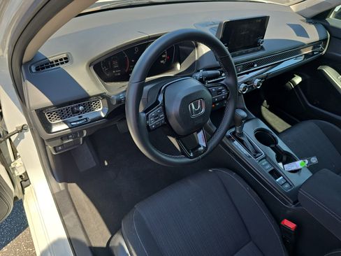 Used 2024 Honda Civic EX image 15