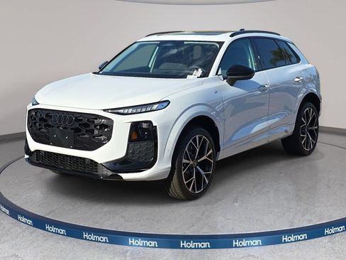New 2026 Audi Q3 quattro 2.0T AWD/4WD image 1