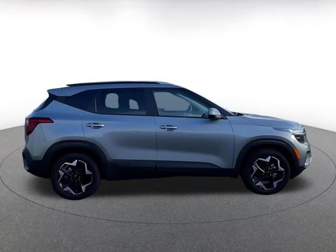 Used 2025 Kia Seltos S image 16