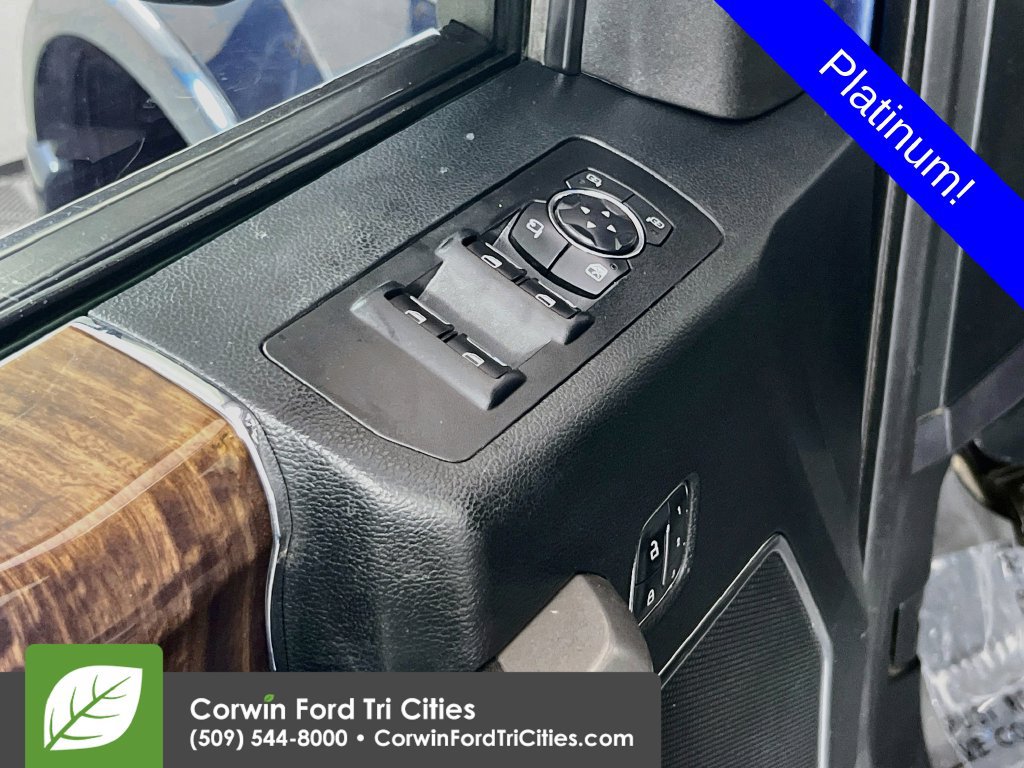 Used 2016 Ford F150 Platinum w/ Equipment Group 701A Luxury AWD/4WD image 12