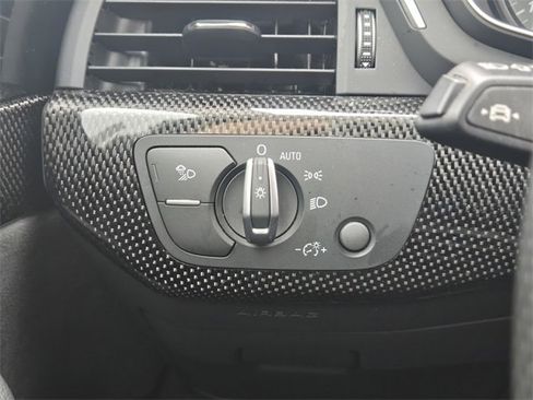 Used 2023 Audi S4 Premium w/ Convenience Package image 22