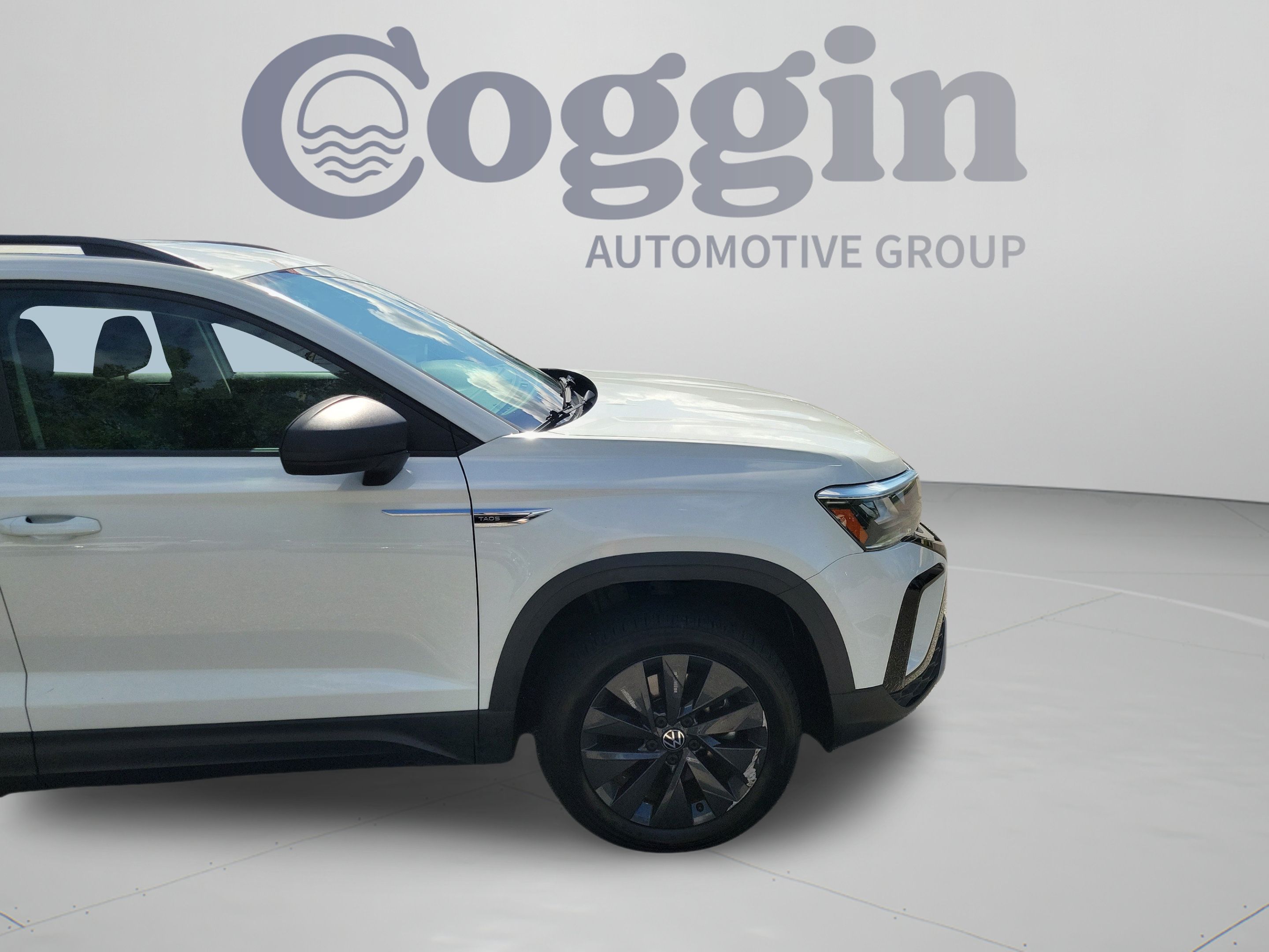Used 2023 Volkswagen Taos S FWD image 32