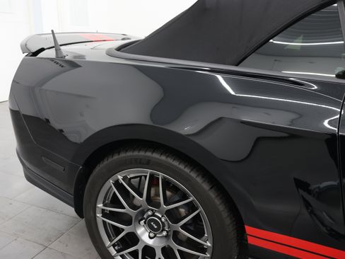 Used 2011 Ford Mustang Shelby GT500 w/ SVT Performance Pkg RWD image 29