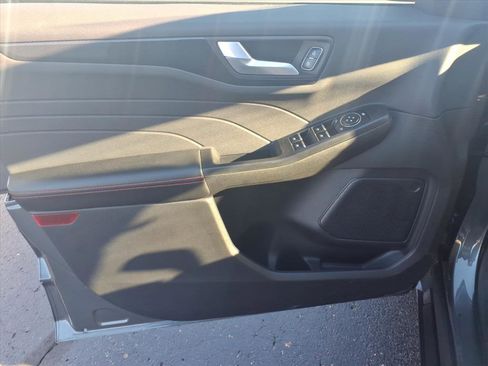 Certified 2023 Ford Escape ST-Line w/ Tech Pack #1 image 11