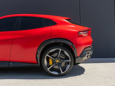 Used 2024 Ferrari Purosangue AWD/4WD image 13