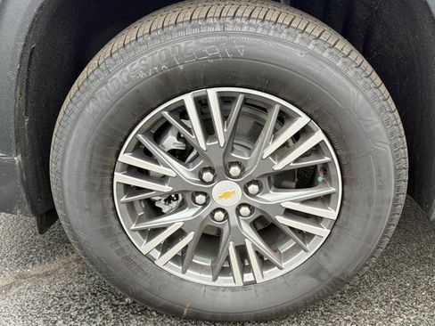 New 2026 Chevrolet Traverse LT w/ Driver Confidence Package image 16