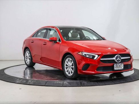 Used 2019 Mercedes-Benz A 220 4MATIC image 5