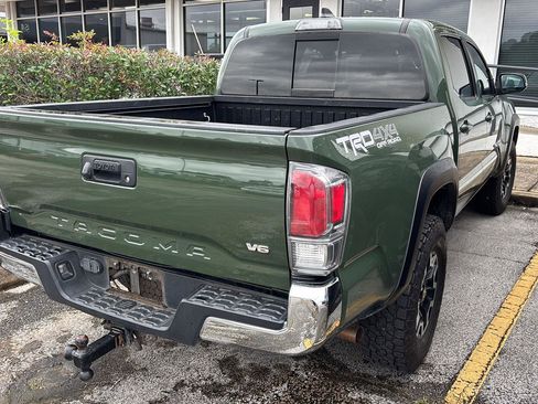 Used 2021 Toyota Tacoma TRD Off-Road AWD/4WD image 6