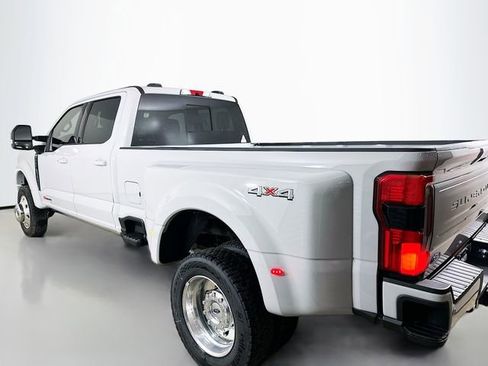 New 2026 Ford F450 Platinum image 5