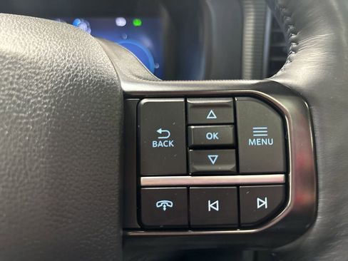 Used 2024 Ford F150 Platinum image 41