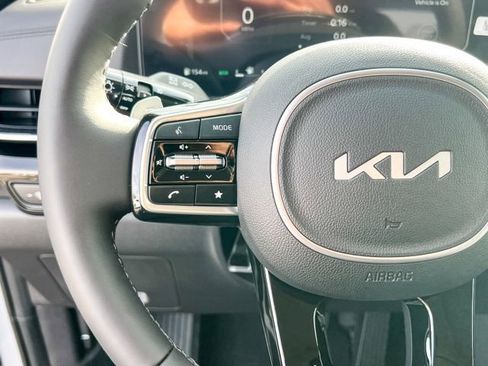 New 2026 Kia Carnival SX Prestige FWD image 27