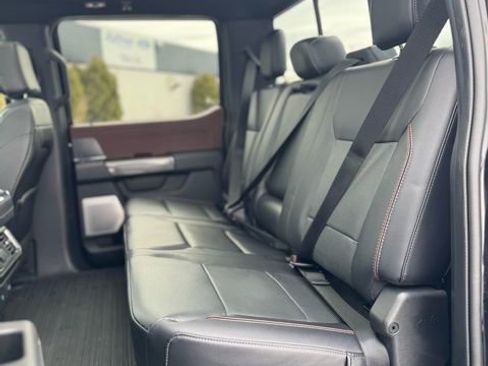 Certified 2022 Ford F150 Lariat w/ Equipment Group 502A High image 23