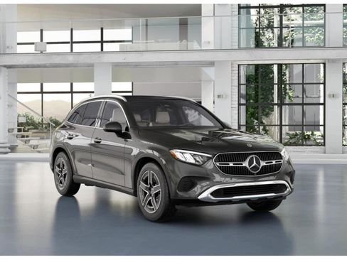Used 2026 Mercedes-Benz GLC 300 4MATIC image 10