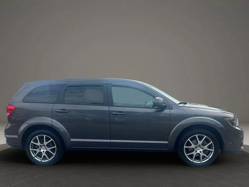 Used 2015 Dodge Journey R/T w/ Flexible Seating Group image 4