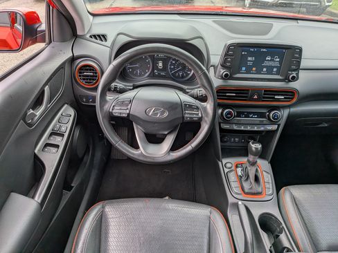 Used 2020 Hyundai Kona Limited w/ Cargo Package FWD image 16