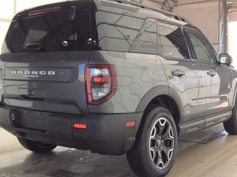 Used 2025 Ford Bronco Sport Outer Banks w/ Outer Banks Tech Package+ image 2