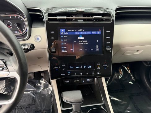 Used 2024 Hyundai Tucson SEL image 20
