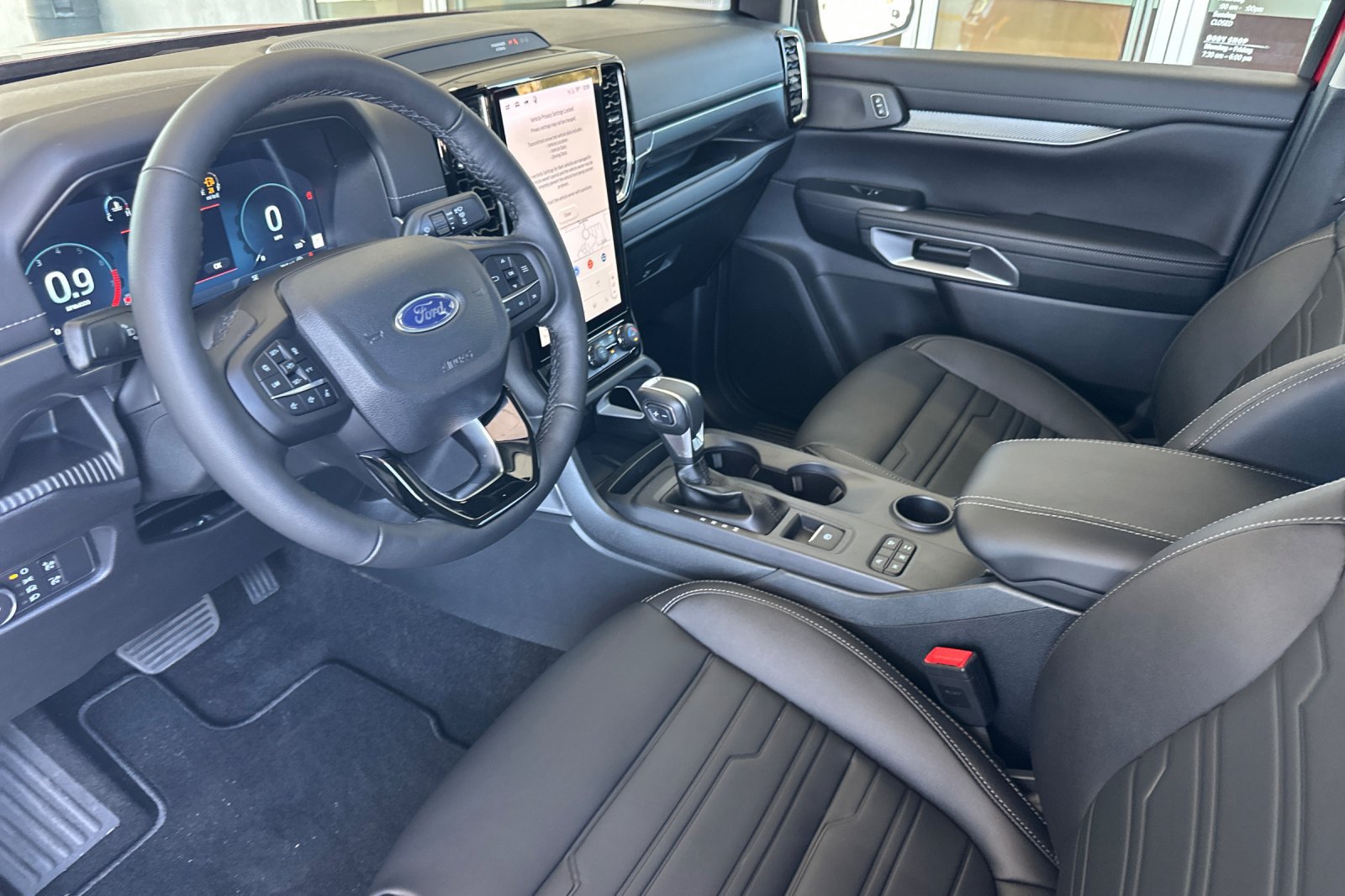 New 2026 Ford Ranger Lariat w/ Chrome Accent Package RWD image 9