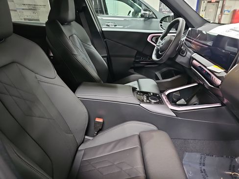 New 2026 BMW X3 xDrive30 w/ Premium Package image 10