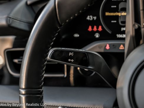 Used 2024 Porsche Taycan Turbo image 37