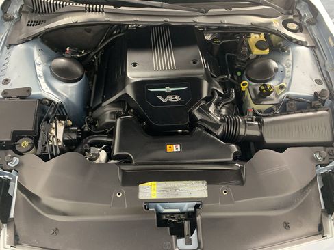 Used 2004 Ford Thunderbird image 11