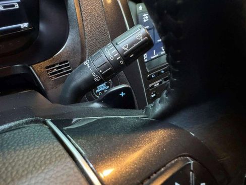 Used 2017 Ford Explorer Limited w/ Equipment Group 301A image 36