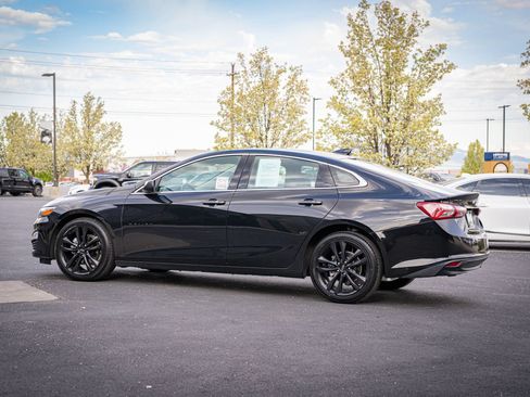 Used 2024 Chevrolet Malibu LT w/ Midnight Edition FWD image 9