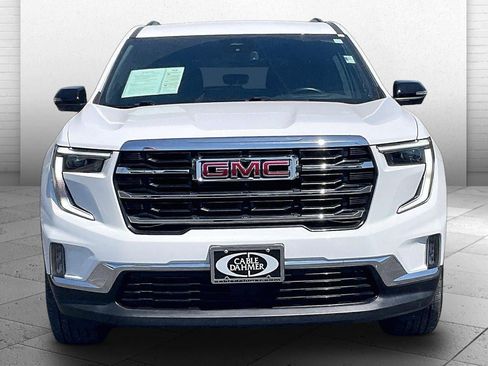 Used 2024 GMC Acadia Elevation AWD/4WD image 2