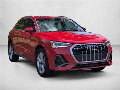 Used 2021 Audi Q3 2.0T Premium Plus AWD/4WD image 3