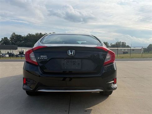 Used 2019 Honda Civic LX image 8
