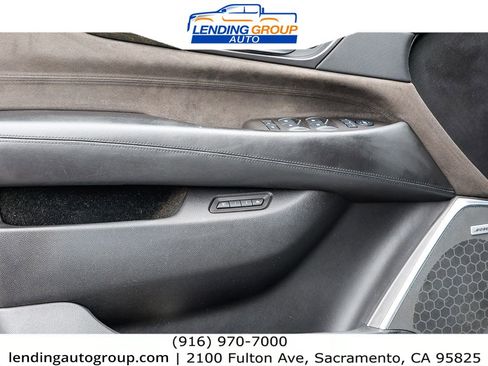 Used 2016 Cadillac Escalade ESV Platinum image 22