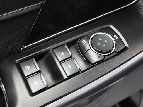 Used 2023 Ford F150 XLT w/ Equipment Group 302A High image 4