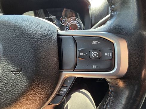 Used 2024 RAM 2500 Big Horn AWD/4WD image 15