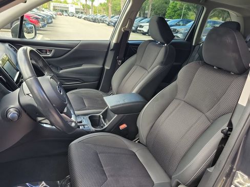 Used 2022 Subaru Forester Premium AWD/4WD image 18