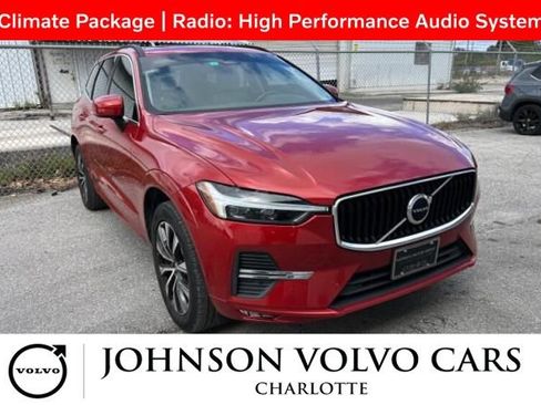 Used 2023 Volvo XC60 B5 Core w/ Climate Package image 1