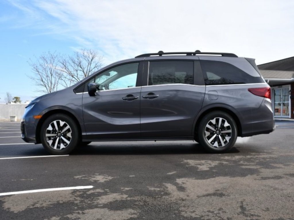 New 2026 Honda Odyssey EX-L image 4