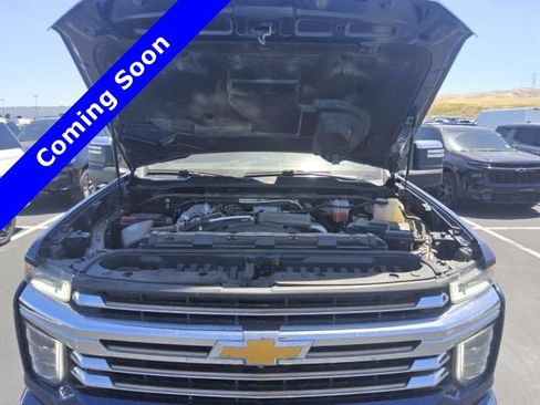 Used 2021 Chevrolet Silverado 2500 High Country AWD/4WD image 9