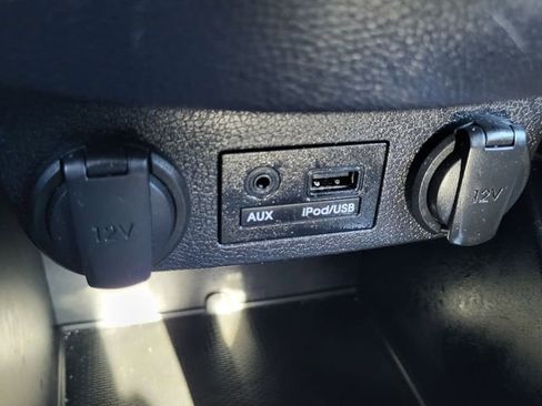 Used 2013 Hyundai Veloster Turbo image 23