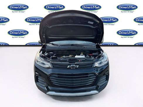 Used 2020 Chevrolet Trax LT w/ Redline Edition FWD image 30