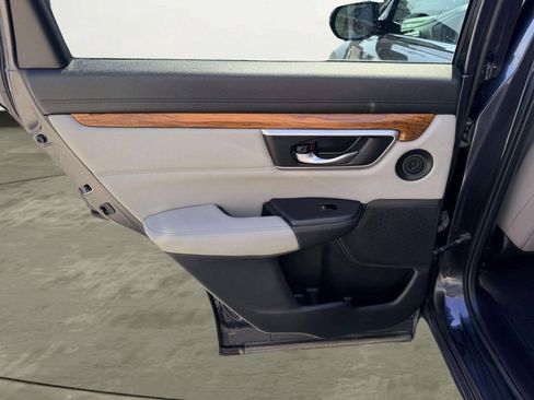 Used 2019 Honda CR-V Touring image 22